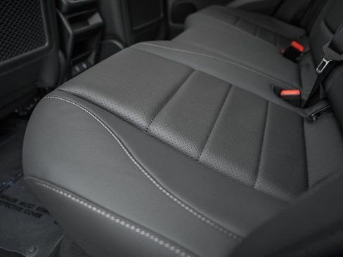 New 2026 Mercedes-Benz GLE 450 4MATIC image 31