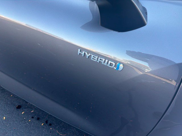 Certified 2021 Toyota Highlander XLE AWD/4WD image 3