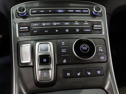 Used 2023 Hyundai Santa Fe Limited image 56