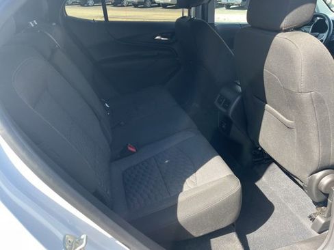 Used 2021 Chevrolet Equinox LT image 13
