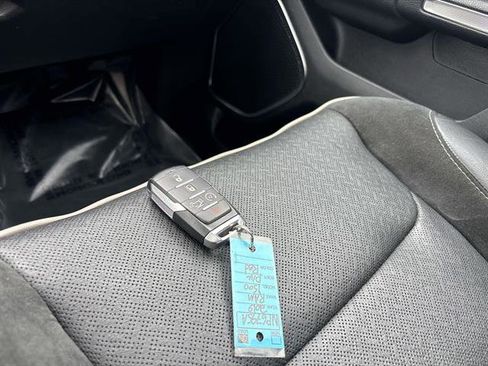 Used 2019 RAM 1500 Laramie image 28