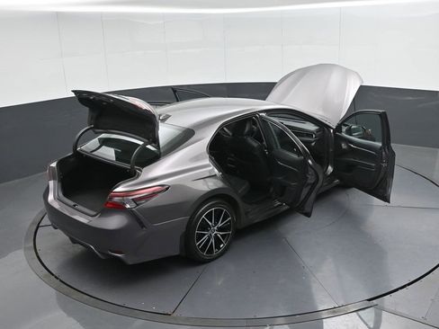 Used 2024 Toyota Camry SE image 53