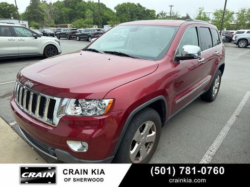 Used 2013 Jeep Grand Cherokee Limited w/ Mopar Chrome Edition Group image 1