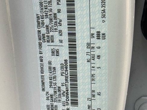 Used 2024 Ford F450 XL w/ XL Chrome Package image 43