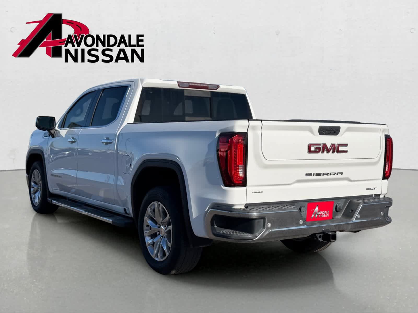 Used 2020 GMC Sierra 1500 SLT w/ SLT Premium Plus Package RWD image 3