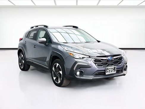Used 2024 Subaru Crosstrek 2.5i Limited w/ Crosstrek Mirror Package AWD/4WD image 3