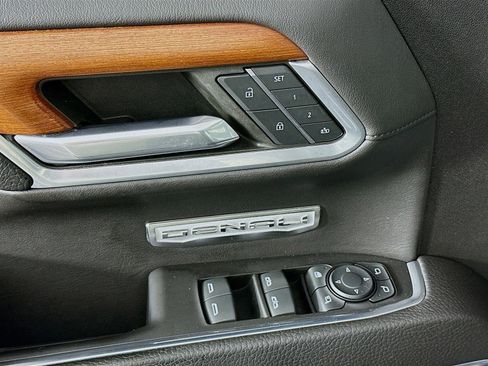 Used 2022 GMC Sierra 1500 Denali image 19