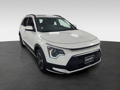 New 2026 Kia Niro EX