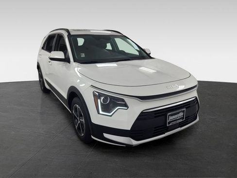 New 2026 Kia Niro EX FWD image 1