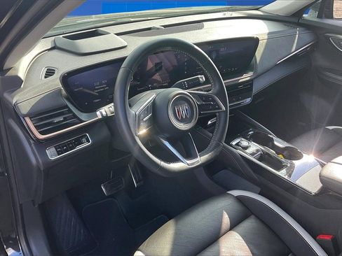 Used 2025 Buick Envision Sport Touring image 17