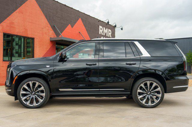 Used 2026 Cadillac Escalade Platinum Luxury AWD/4WD image 8