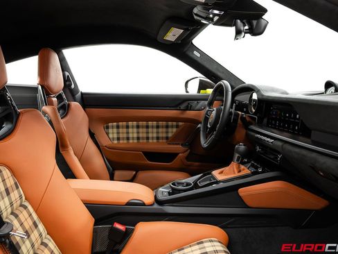 Used 2025 Porsche 911 GT3 RS RWD image 43