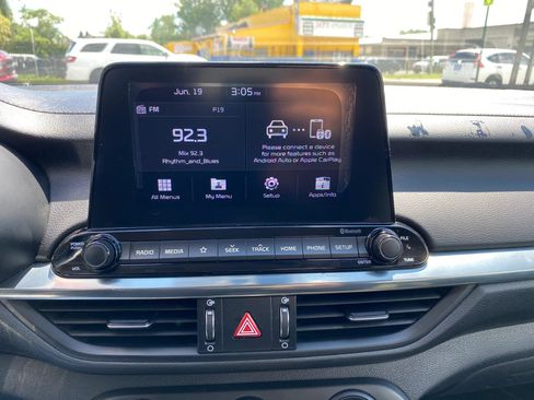 Used 2019 Kia Forte EX FWD image 17