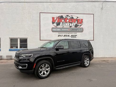 Used 2022 Jeep Wagoneer Series II AWD/4WD image 1