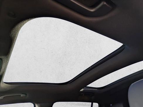 Certified 2022 Mercedes-Benz GLB 250 4MATIC image 18