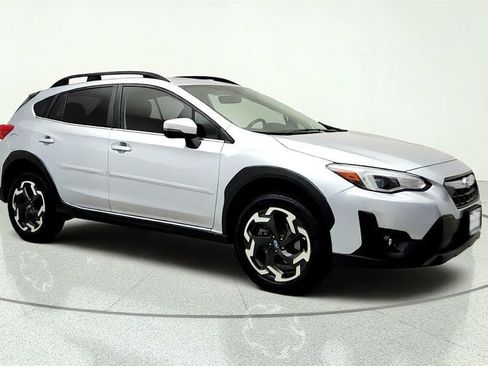Used 2023 Subaru Crosstrek 2.5i Limited AWD/4WD image 3