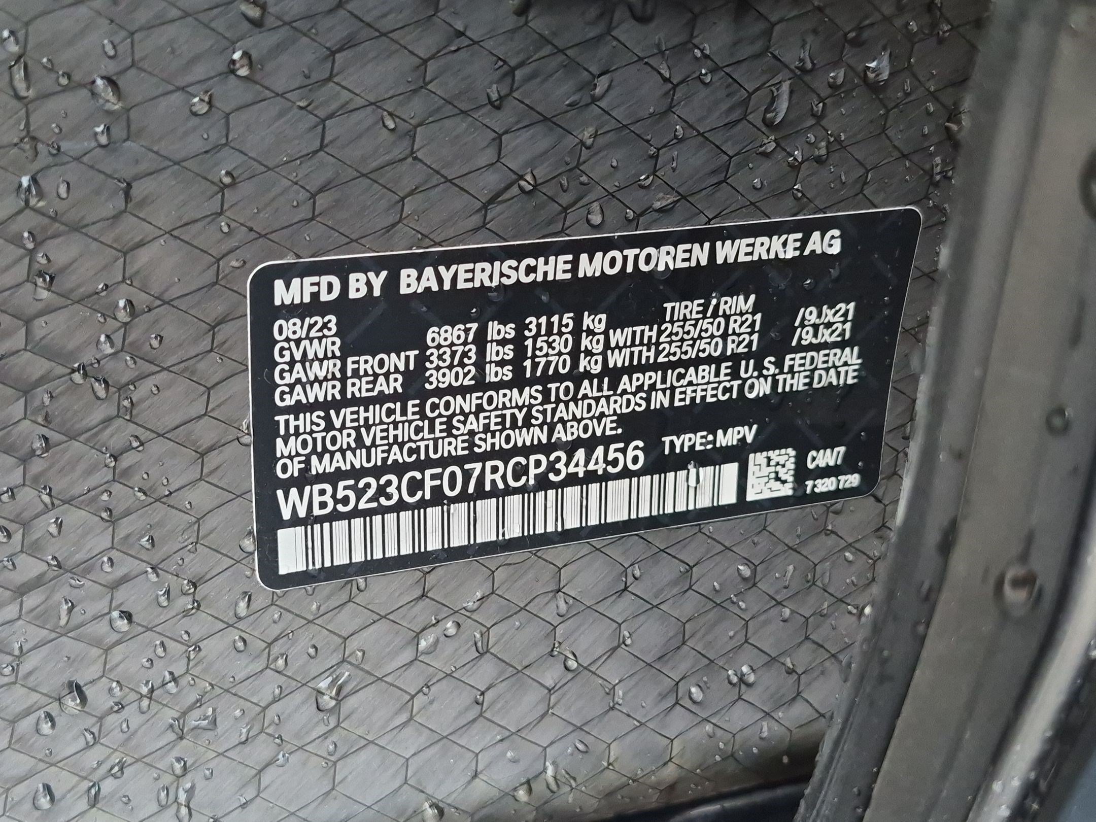 Certified 2024 BMW iX xDrive50 w/ Sport Package AWD/4WD image 32