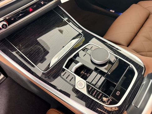 New 2026 BMW X5 xDrive40i w/ M Sport Package image 17