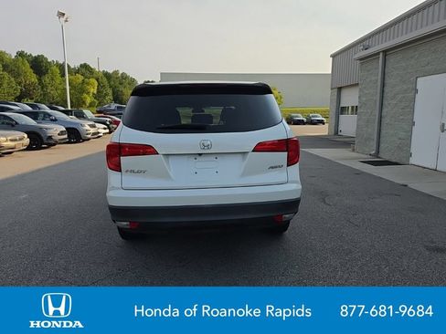 Used 2018 Honda Pilot LX image 4