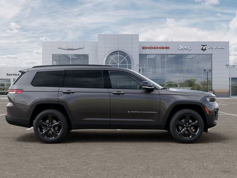 New 2026 Jeep Grand Cherokee L Limited w/ Limited Altitude Package RWD image 22