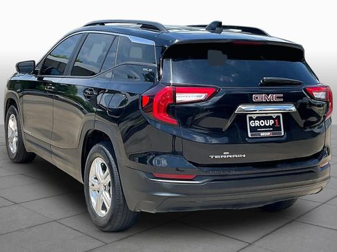 Used 2022 GMC Terrain SLE w/ Driver Convenience Package FWD image 12