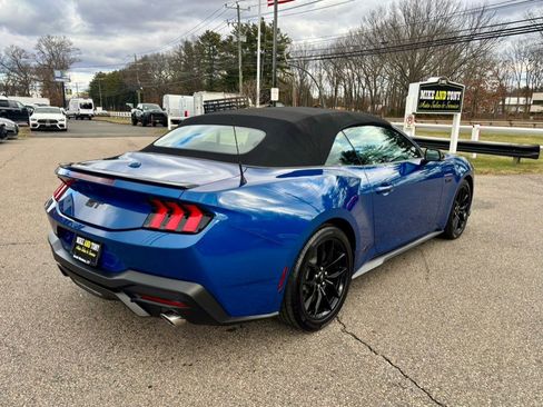 Used 2024 Ford Mustang GT Premium image 11
