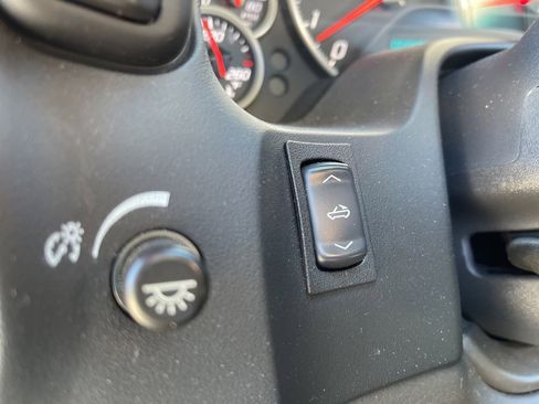 Used 2012 Chevrolet Corvette Grand Sport w/ 3LT Preferred Equipment Group image 9