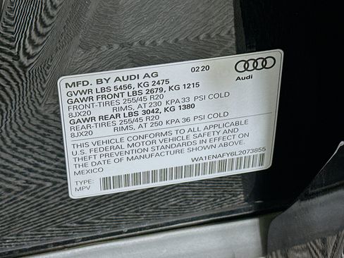 Used 2020 Audi Q5 2.0T Titanium Premium Plus w/ Premium Plus Package AWD/4WD image 12