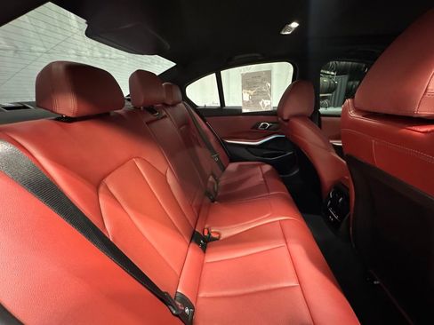 Used 2025 BMW 330i xDrive Sedan w/ M Sport Package image 27