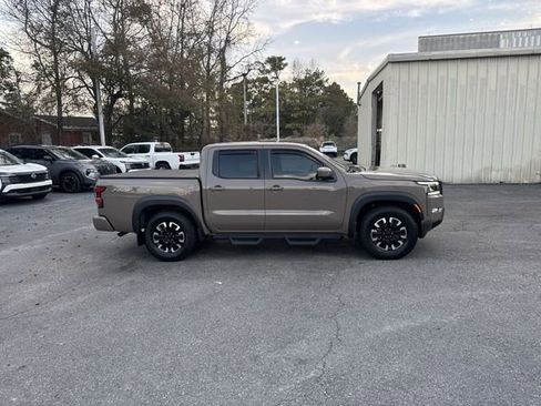 Used 2024 Nissan Frontier Pro-X image 4