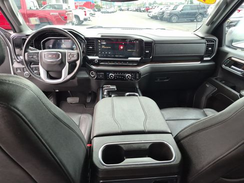 Used 2023 GMC Sierra 1500 SLT w/ SLT Convenience Package AWD/4WD image 21