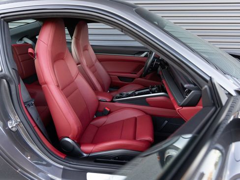 Certified 2021 Porsche 911 Carrera S RWD image 29