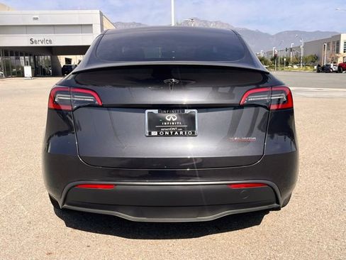 Used 2024 Tesla Model Y Performance image 6