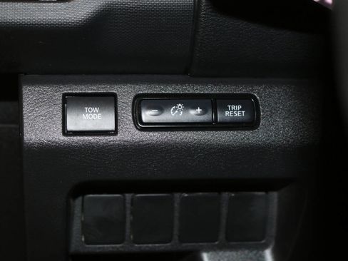 Used 2022 Nissan Frontier S image 48