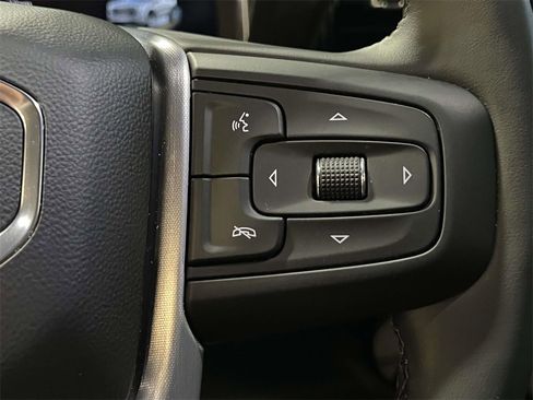 Used 2023 GMC Sierra 1500 Elevation image 20