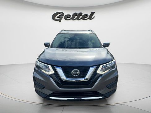 Used 2020 Nissan Rogue SV FWD image 2