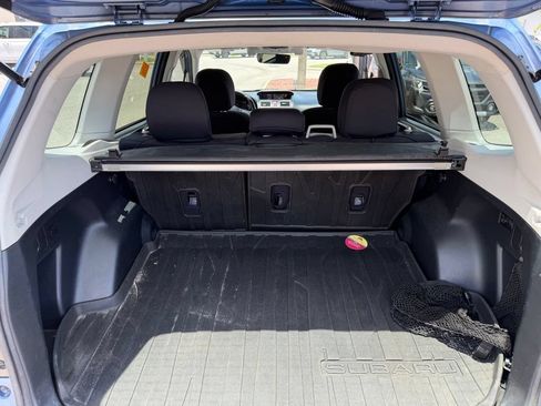 Used 2017 Subaru Forester 2.5i Premium AWD/4WD image 7