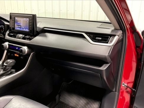 Used 2019 Toyota RAV4 XLE Premium w/ Cold Weather Package image 16
