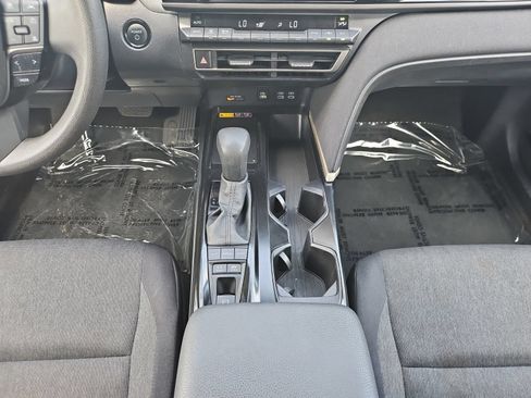 Used 2025 Toyota Camry LE FWD image 29