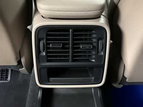 Used 2021 Porsche Taycan RWD image 26