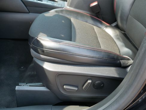 Used 2025 Ford Escape ST-Line AWD/4WD image 20
