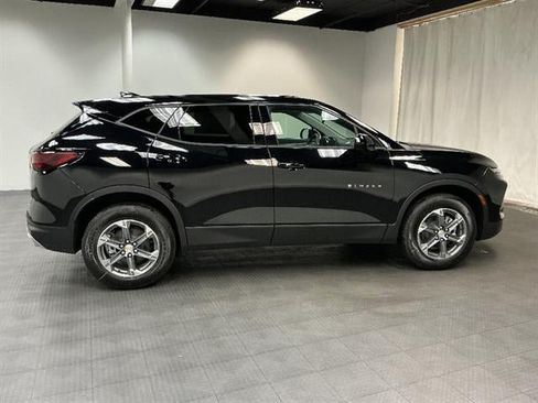 New 2026 Chevrolet Blazer LT w/ LPO, Floor Liner Package AWD/4WD image 6