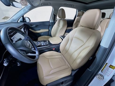 Used 2025 Audi Q7 3.0T Premium Plus w/ Premium Plus Package image 16