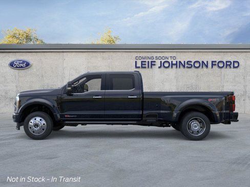 Used 2026 Ford F450 Platinum w/ FX4 Off-Road Package AWD/4WD image 3