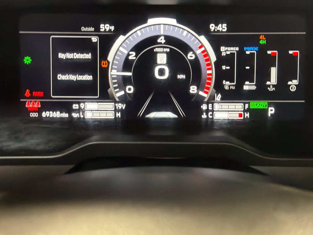 Used 2022 Toyota Tundra Limited AWD/4WD image 24