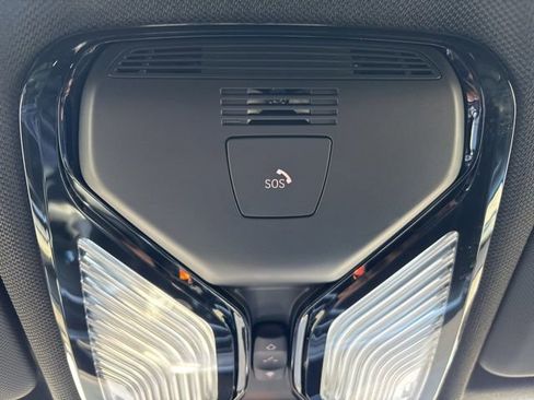 Used 2022 BMW X6 xDrive40i AWD/4WD image 38