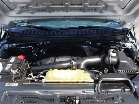 Used 2019 Ford Expedition Max XLT w/ Equipment Group 201A AWD/4WD image 8
