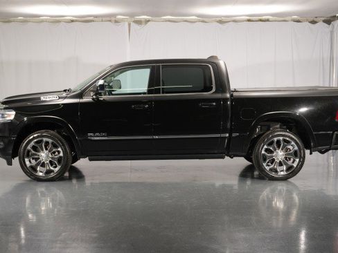 Used 2023 RAM 1500 Limited AWD/4WD image 2