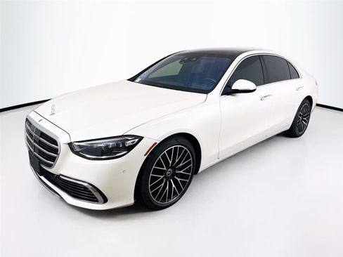 Used 2023 Mercedes-Benz S 500 4MATIC image 1