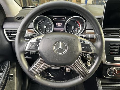Used 2015 Mercedes-Benz ML 350 4MATIC image 13